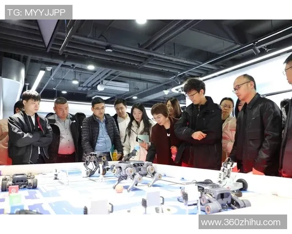 霍伊伦：探索科技与人文交融的未来之路与挑战